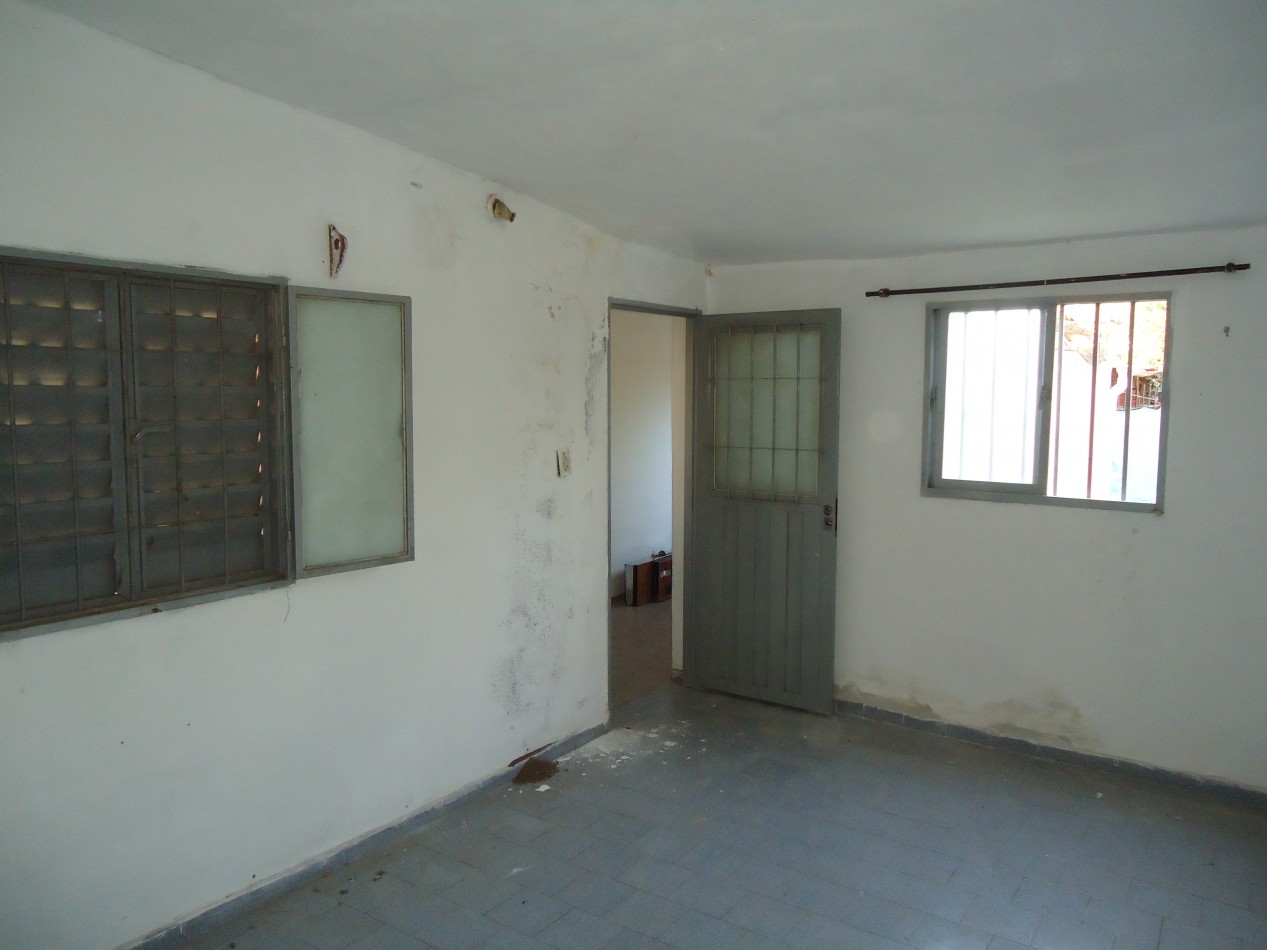 MATIENZO ( ATENTO INVERSOR) 3 PROPIEDADES EN UN MISMO LOTE, IDEAL PARA RENTA.-
