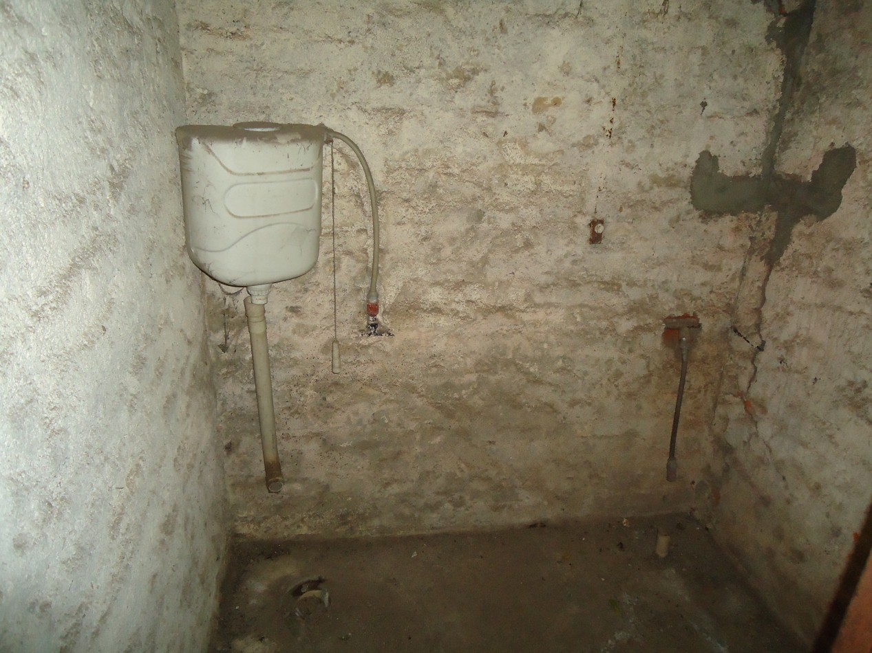 MATIENZO ( ATENTO INVERSOR) 3 PROPIEDADES EN UN MISMO LOTE, IDEAL PARA RENTA.-