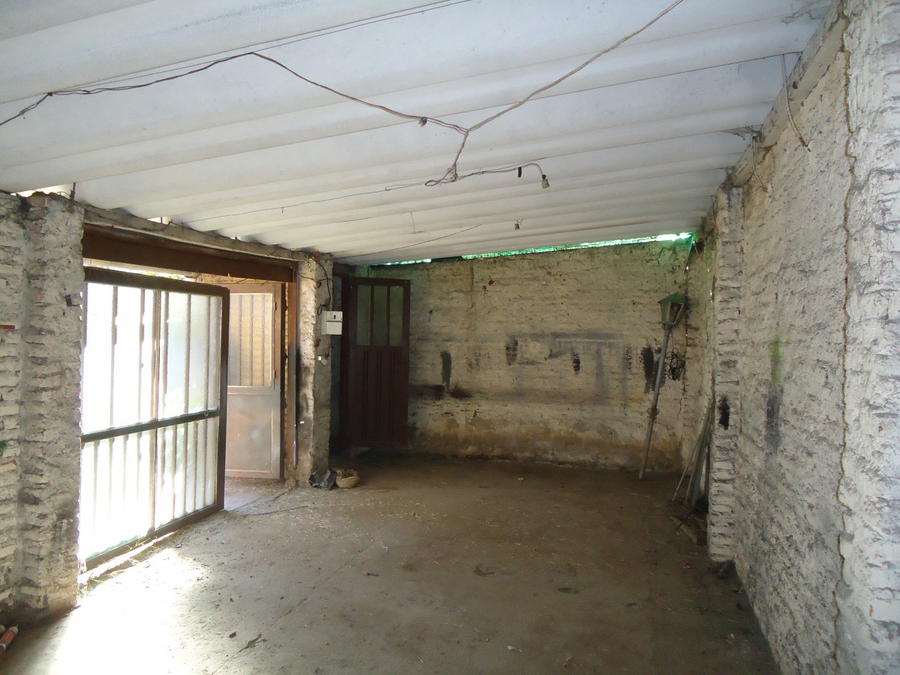 MATIENZO ( ATENTO INVERSOR) 3 PROPIEDADES EN UN MISMO LOTE, IDEAL PARA RENTA.-