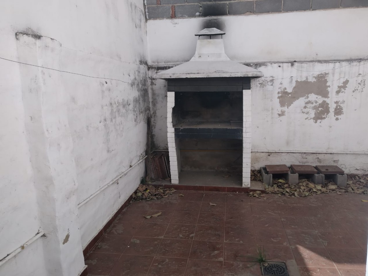 BARRIO A.T.E ( Pegado a Rosedal) , Hermosa propiedad a cuadras de ruta 20.- 