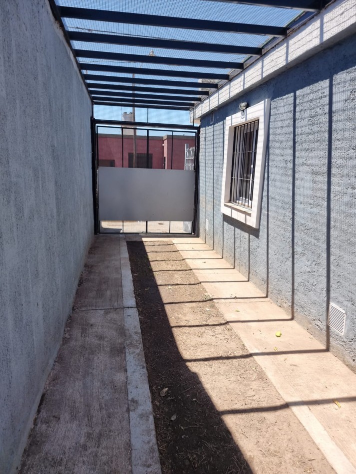  AMEGHINO NORTE A METROS DE RUTA 20, EXCELENTE PROPIEDAD RECICLADA A NUEVA