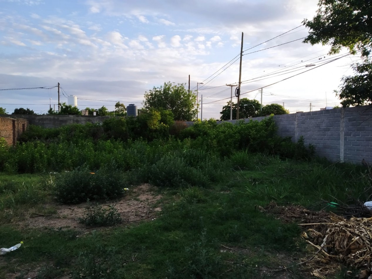 Residencial Santa rosa, espectacular terreno esquina.- 
