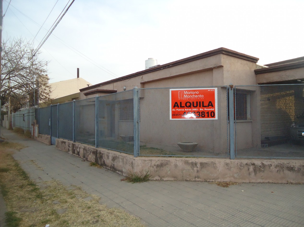 Barrio Rosedal, se alquila propiedad esquina, excelente entorno.  "SEÑADA"