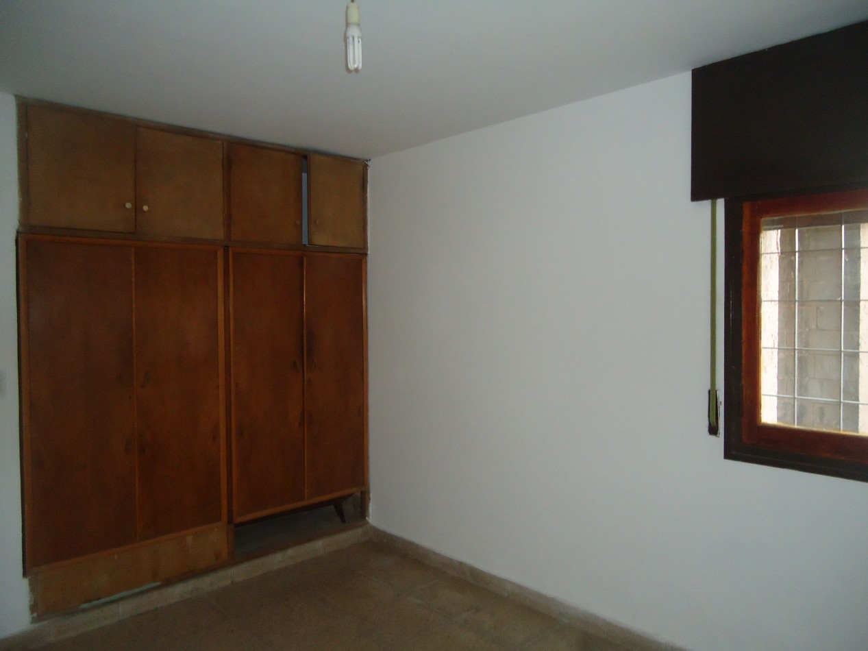 Barrio Rosedal, se alquila propiedad esquina, excelente entorno.  "SEÑADA"