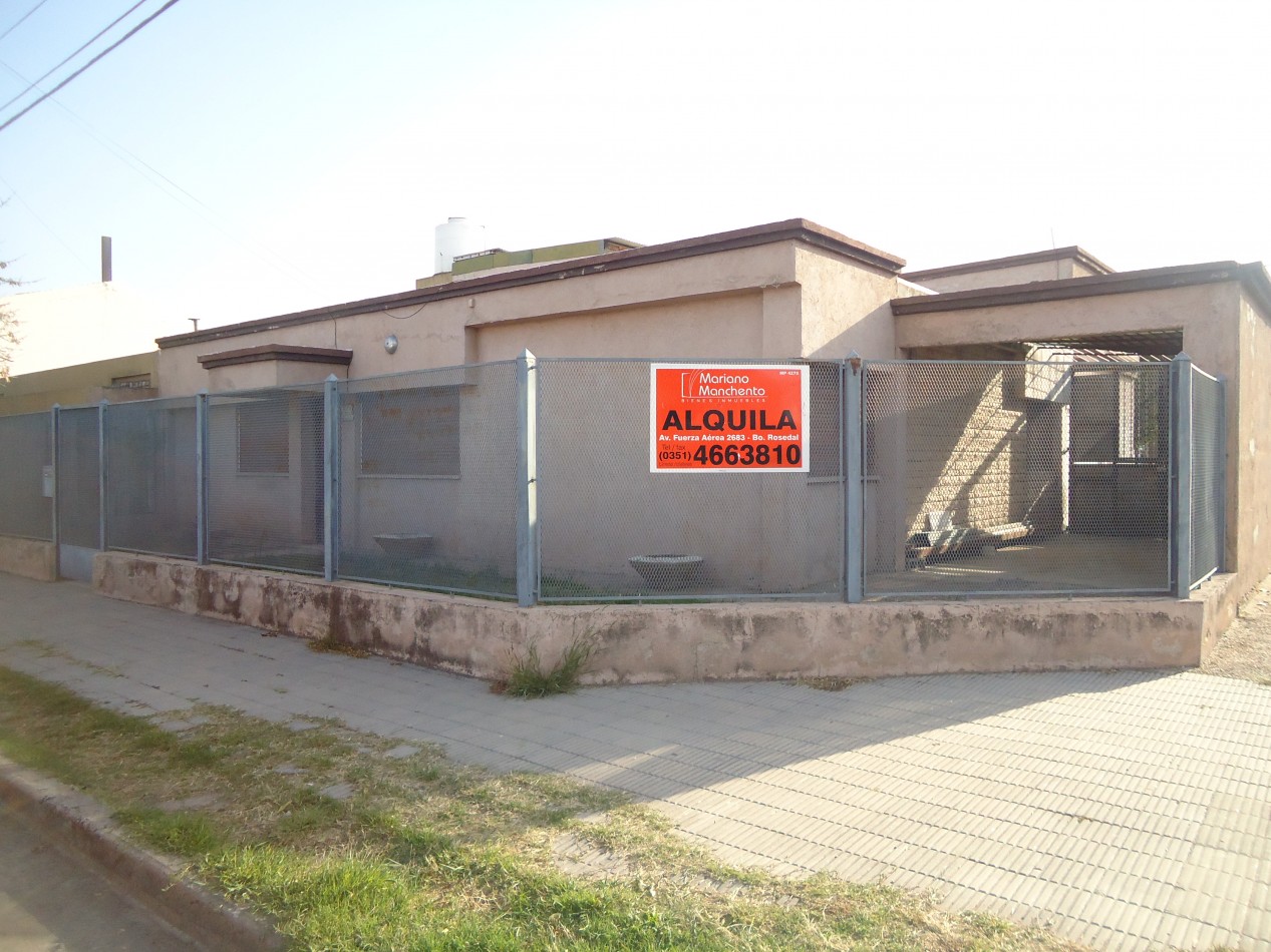 Barrio Rosedal, se alquila propiedad esquina, excelente entorno.  "SEÑADA"