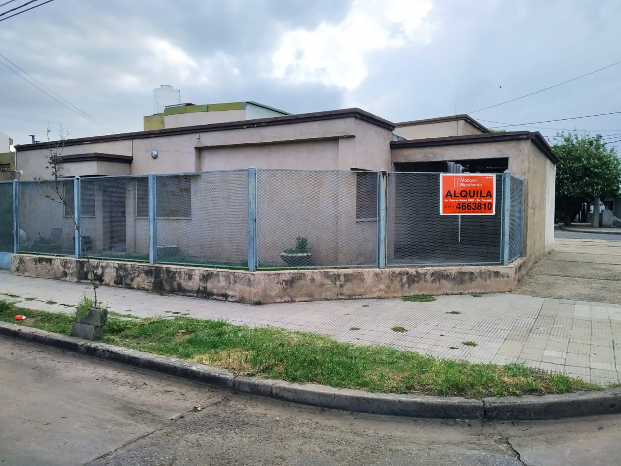 Barrio Rosedal, se alquila propiedad esquina, excelente entorno.  "SEÑADA"