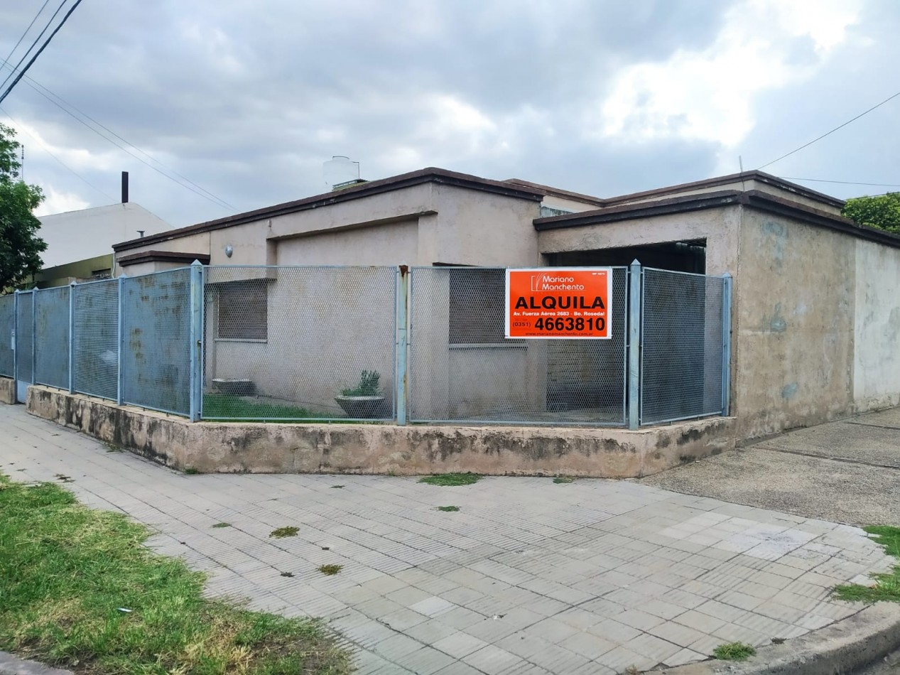 Barrio Rosedal, se alquila propiedad esquina, excelente entorno.  "SEÑADA"