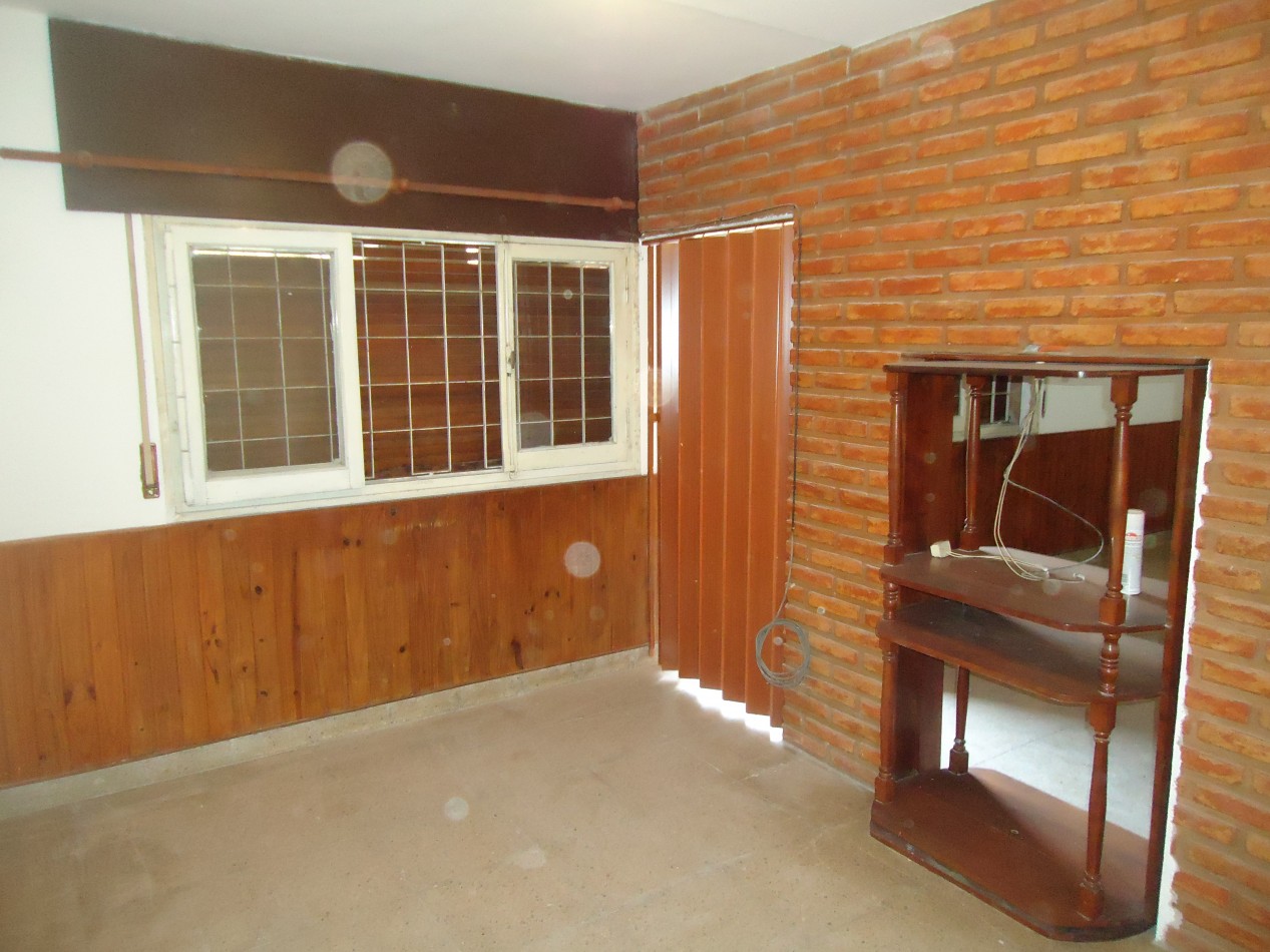 Barrio Rosedal, se alquila propiedad esquina, excelente entorno.  "SEÑADA"