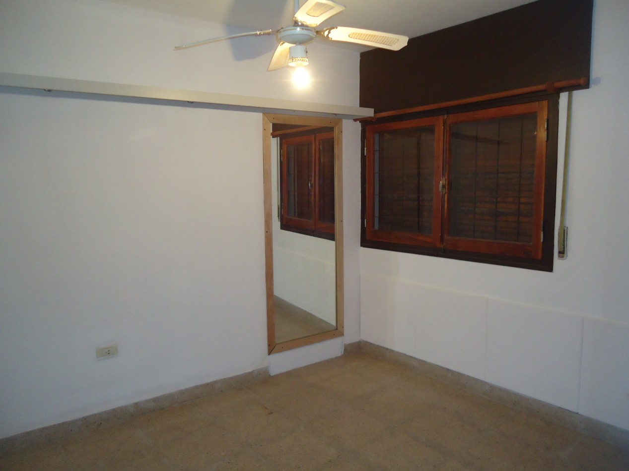 Barrio Rosedal, se alquila propiedad esquina, excelente entorno.  "SEÑADA"