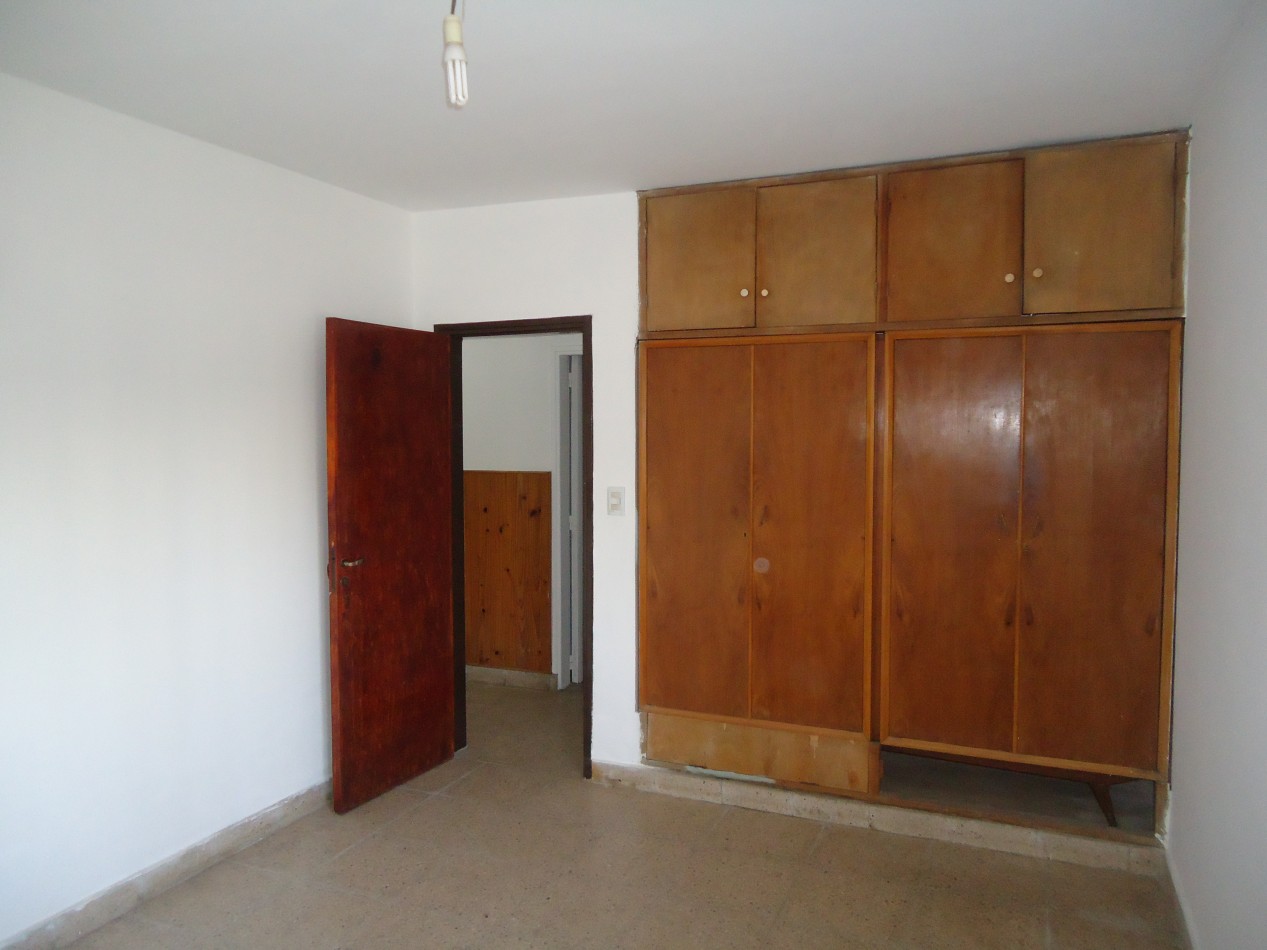 Barrio Rosedal, se alquila propiedad esquina, excelente entorno.  "SEÑADA"