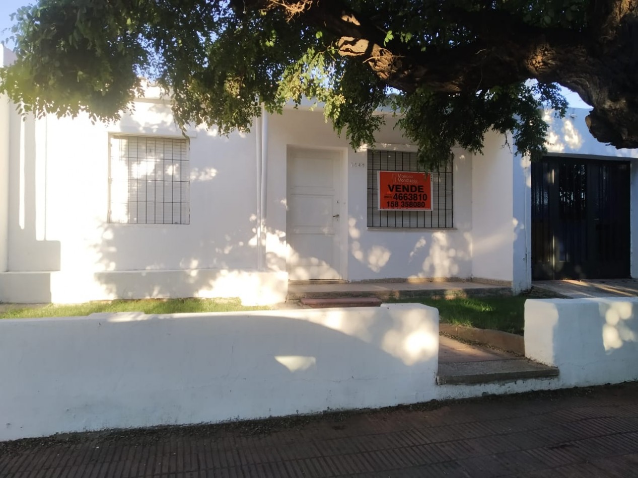 BARRIO LOS NARANJOS A POCAS CUADRAS DE RUTA 20, SE VENDE EXCELENTE PROPIEDAD