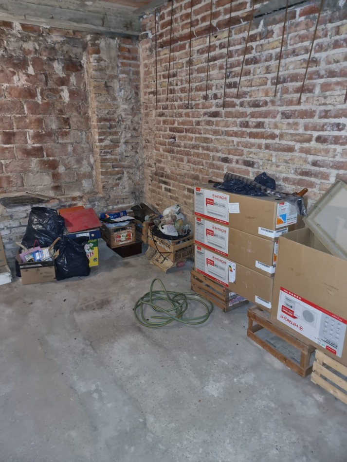 Barrio San Rafael, se vende casa para reciclar