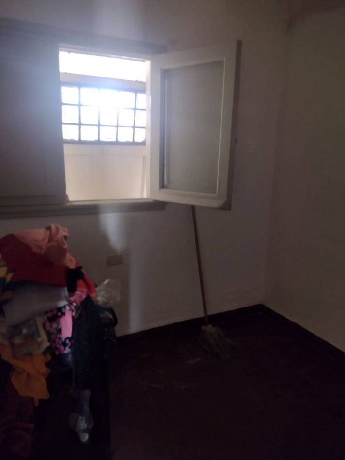 SE VENDE CASA CON DEPARTAMENTO, BARRIO "ALTO ALBERDI " NUEVO PRECIO" 