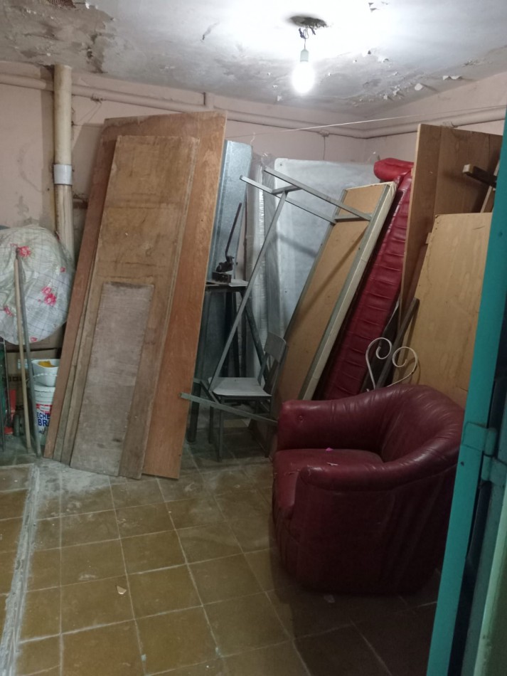 BARRIO ROSEDAL, SE VENDE CASA DE DOS PISOS A METROS DE RUTA 20