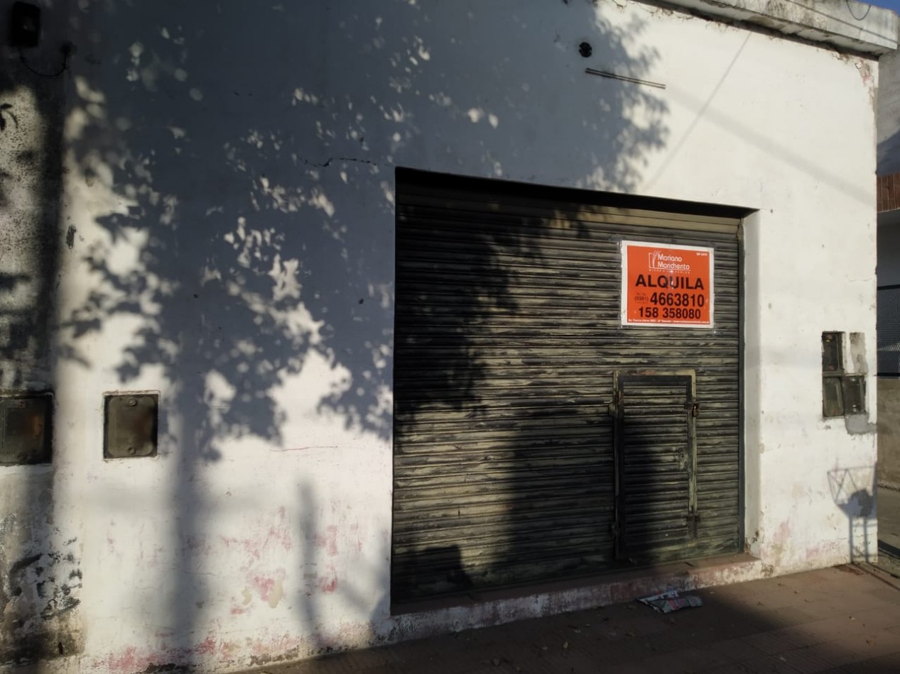 B° AMEGHINO SUR A SOLO UNA CUADRA DE RUTA 20 ( LOCALES) 