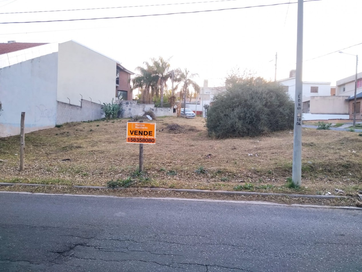 Terreno en Venta en Barrio Parque Capital: Ubicacion Privilegiada y Gran Potencial