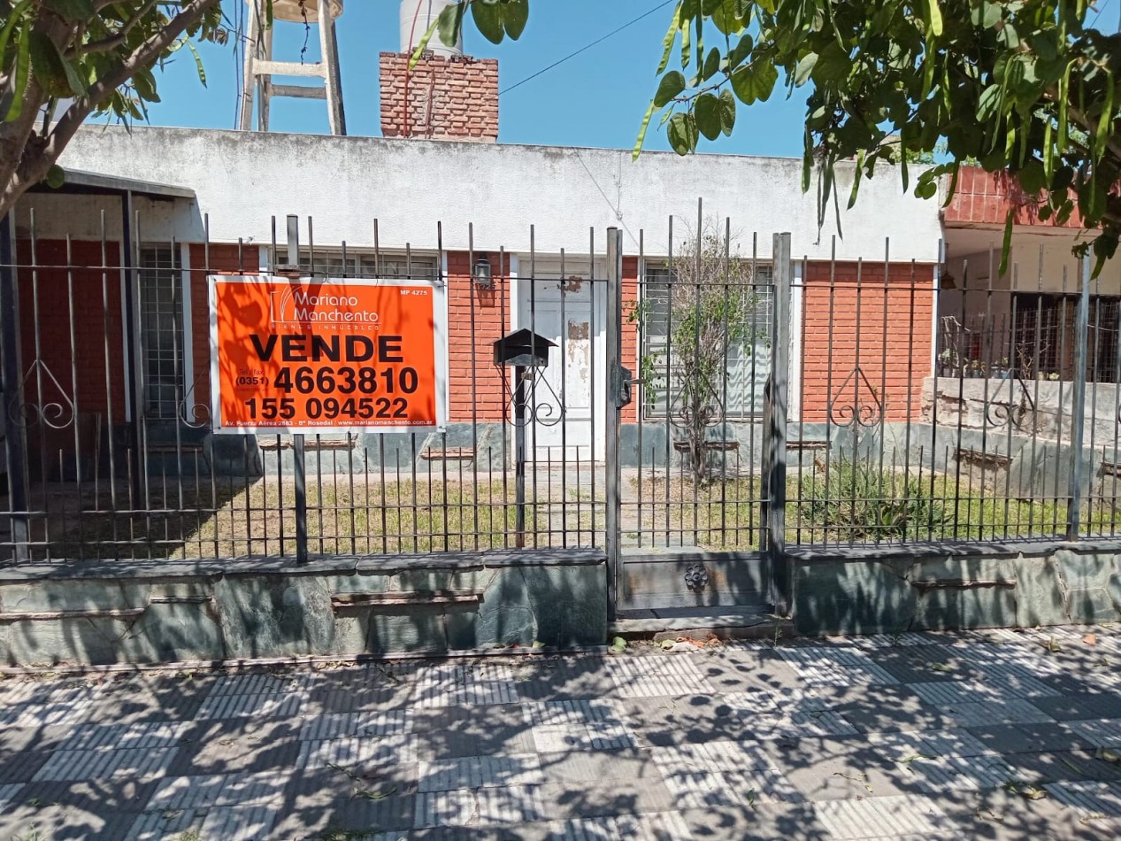 Se Vende Casa para Reciclar en Barrio Los Naranjos, OPORTUNIDAD PARA INVERSION!! " SEÑADA" 