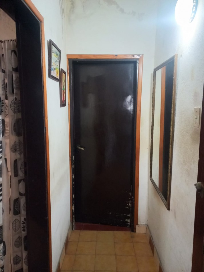 BARRIO PRIMERA JUNTA, SE VENDE CASA CON GALPON 