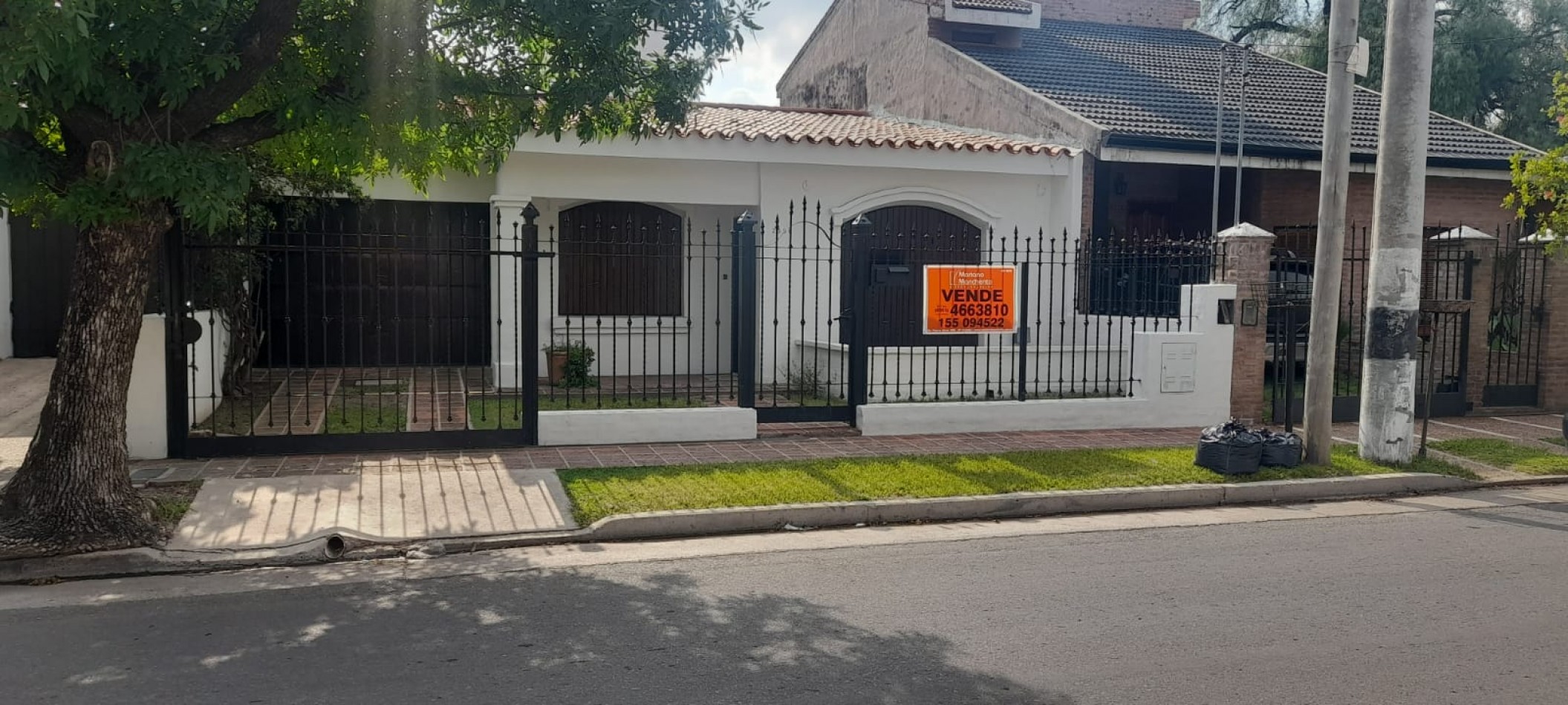 ROSEDAL ANEXO, IMPECABLE PROPIEDAD EN UN MUY BUEN ENTORNO DE VIVIENDAS.- 