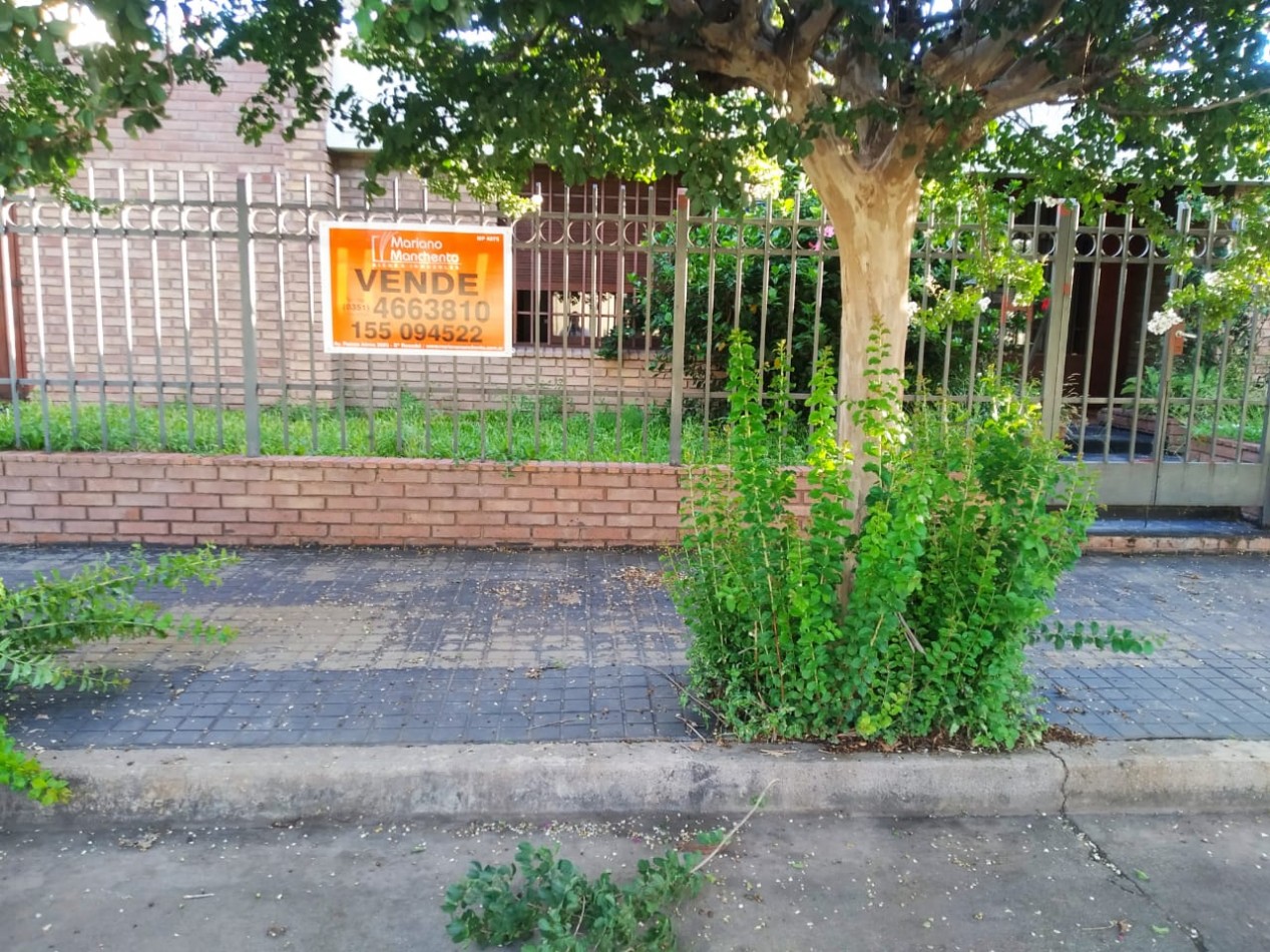 ROSEDAL, MEJOR ZONA, IMPECABLE PROPIEDAD.- 