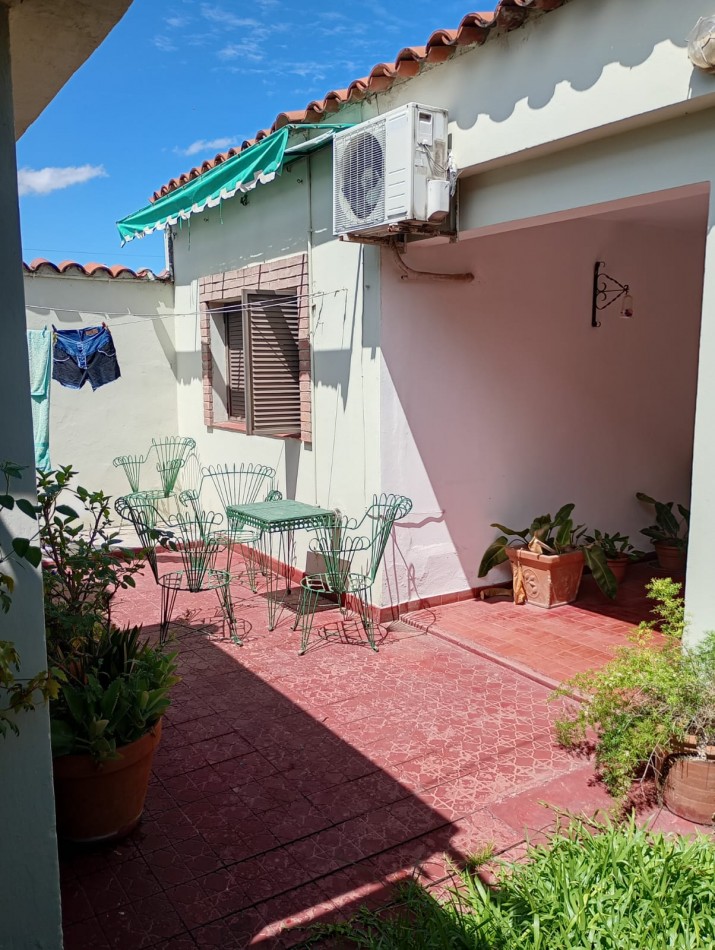 ROSEDAL, MEJOR ZONA, IMPECABLE PROPIEDAD.- 