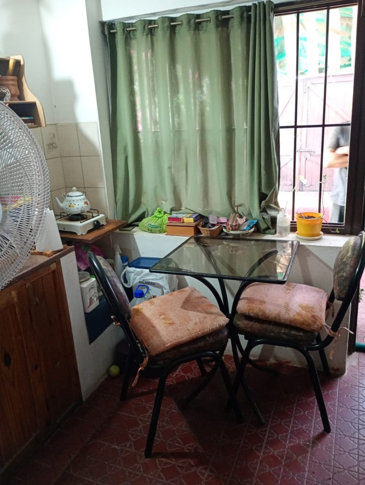 ROSEDAL, MEJOR ZONA, IMPECABLE PROPIEDAD.- 