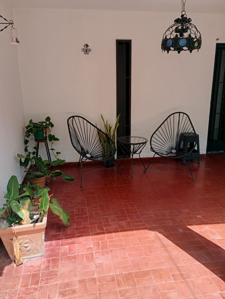 ROSEDAL, MEJOR ZONA, IMPECABLE PROPIEDAD.- 