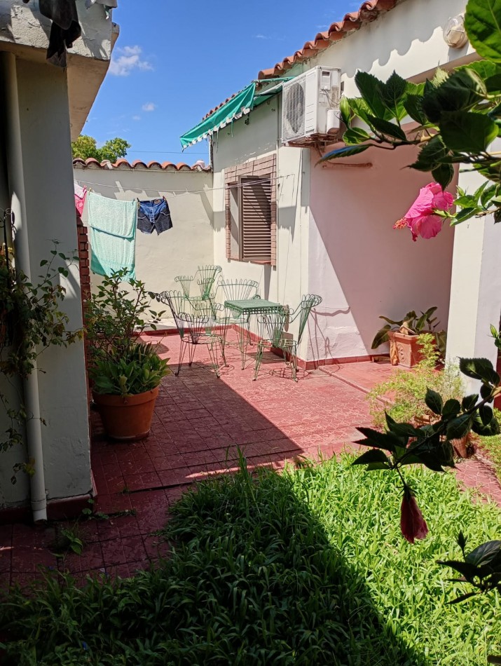 ROSEDAL, MEJOR ZONA, IMPECABLE PROPIEDAD.- 