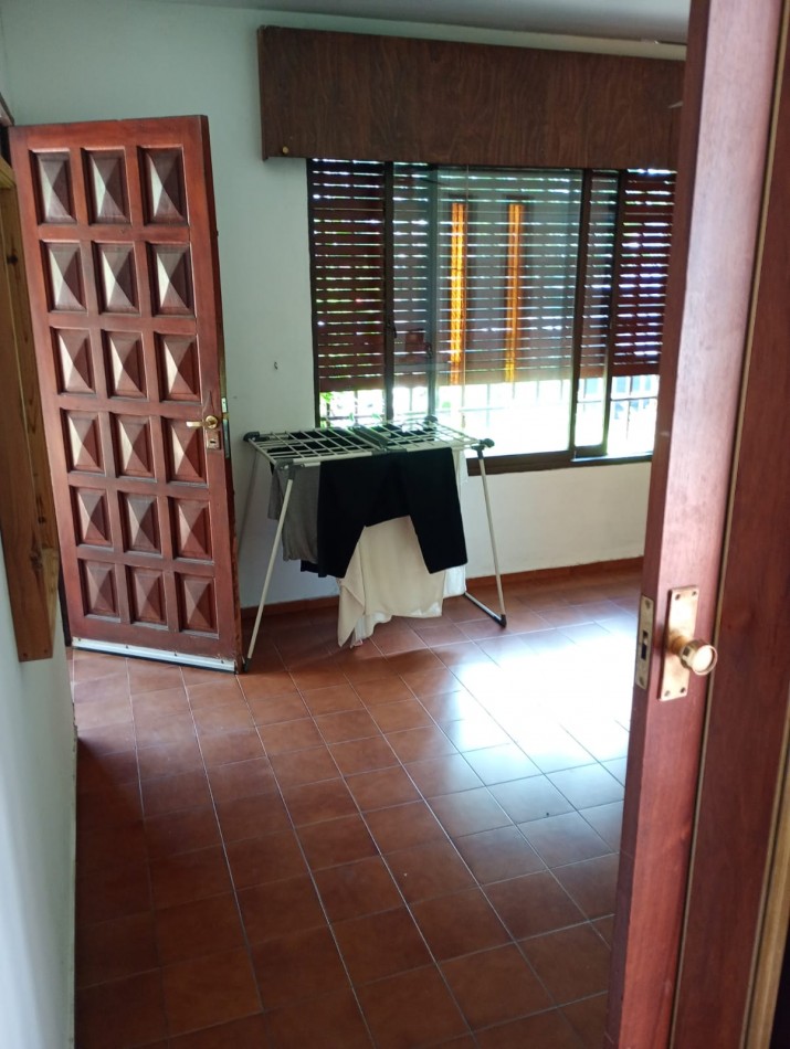 ROSEDAL, MEJOR ZONA, IMPECABLE PROPIEDAD.- 