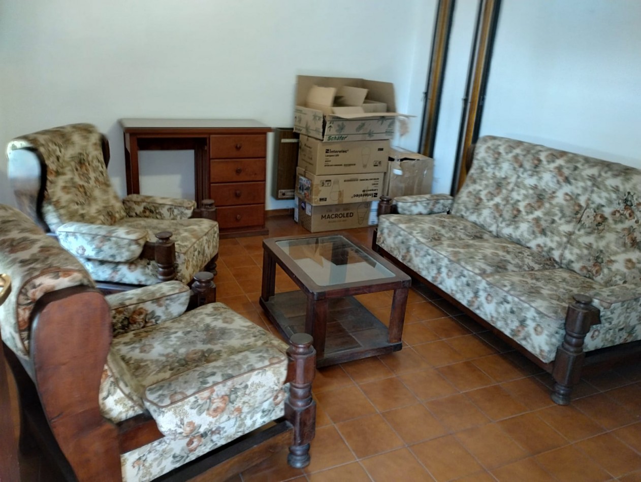 ROSEDAL, MEJOR ZONA, IMPECABLE PROPIEDAD.- 