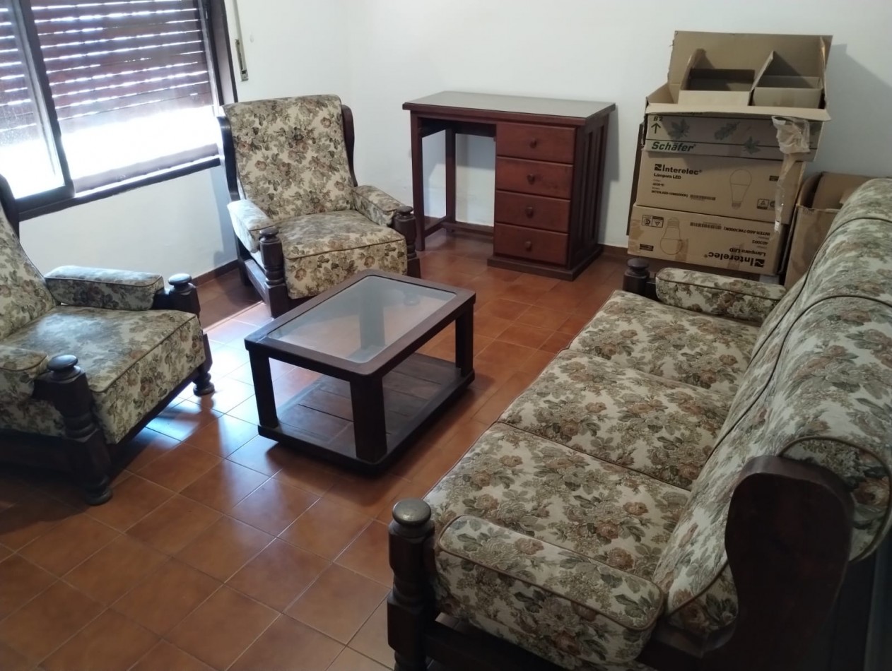ROSEDAL, MEJOR ZONA, IMPECABLE PROPIEDAD.- 