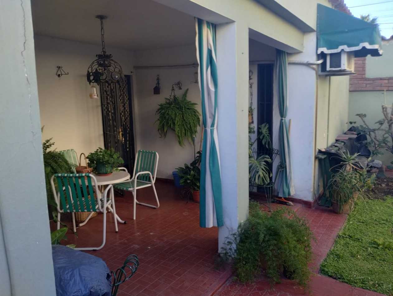 ROSEDAL, MEJOR ZONA, IMPECABLE PROPIEDAD.- 