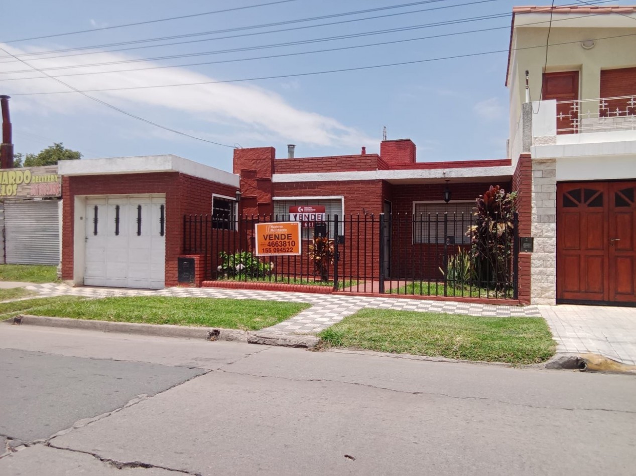 OPORTUNIDAD SE VENDE HERMOSA PROPIEDAD BARRIO MATIENZO, zona comercial, sobre calle principal del barrio.- 