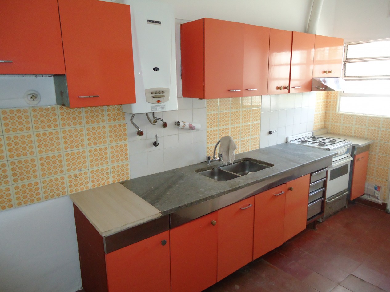 SAN RAFAEL HERMOSA IMPECABLE PROPIEDAD.- 