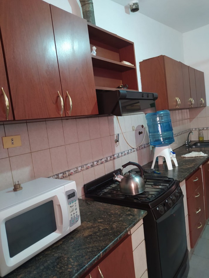 BARRIO VILLA ADELA, OPORTUNIDAD, CASA PARA LA VENTA