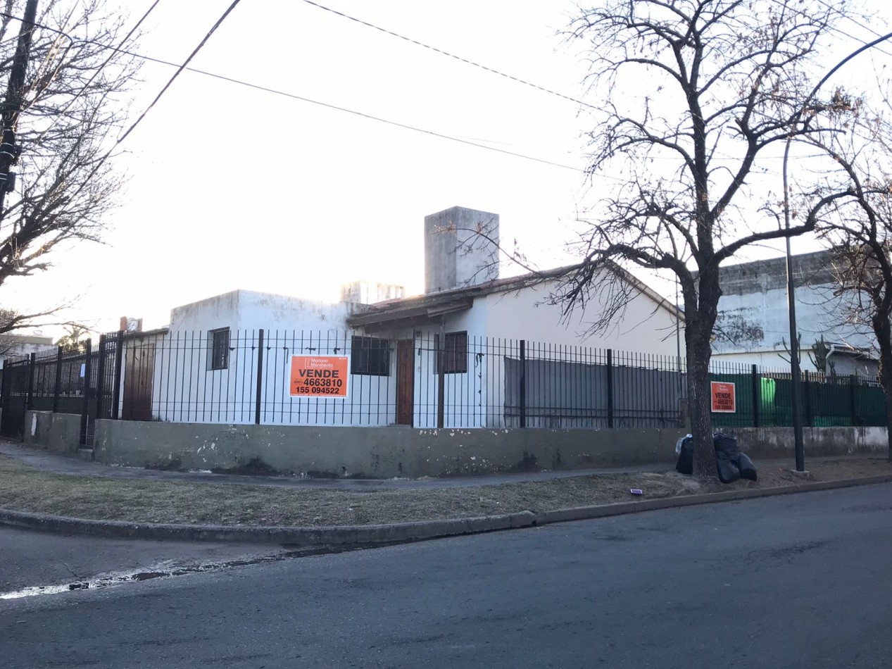 BARRIO ROSEDAL ANEXO, SE VENDE CASA CON DEPARTAMENTO 