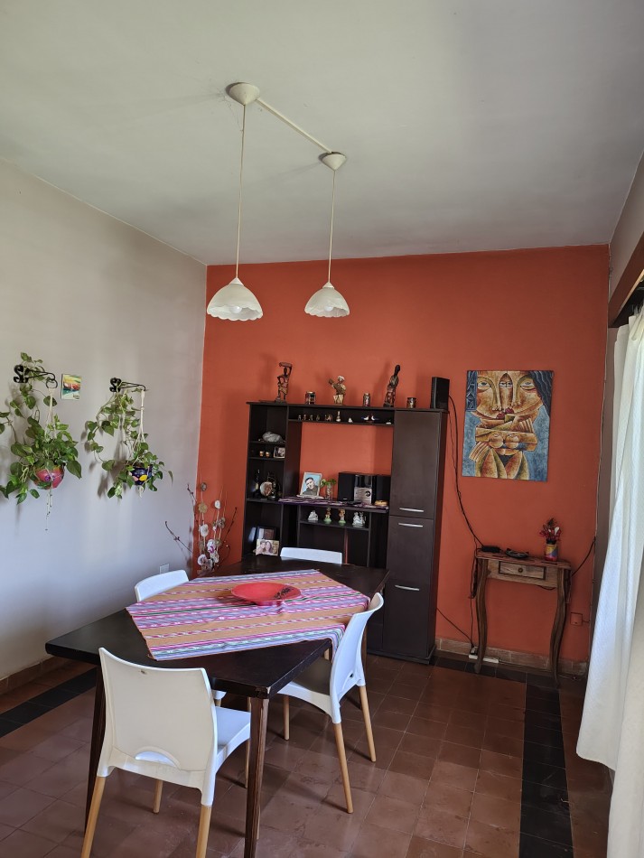 BARRIO SAN RAFAEL, SE VENDE AMPLIA PROPIEDAD, EXCELENTE ENTORNO
