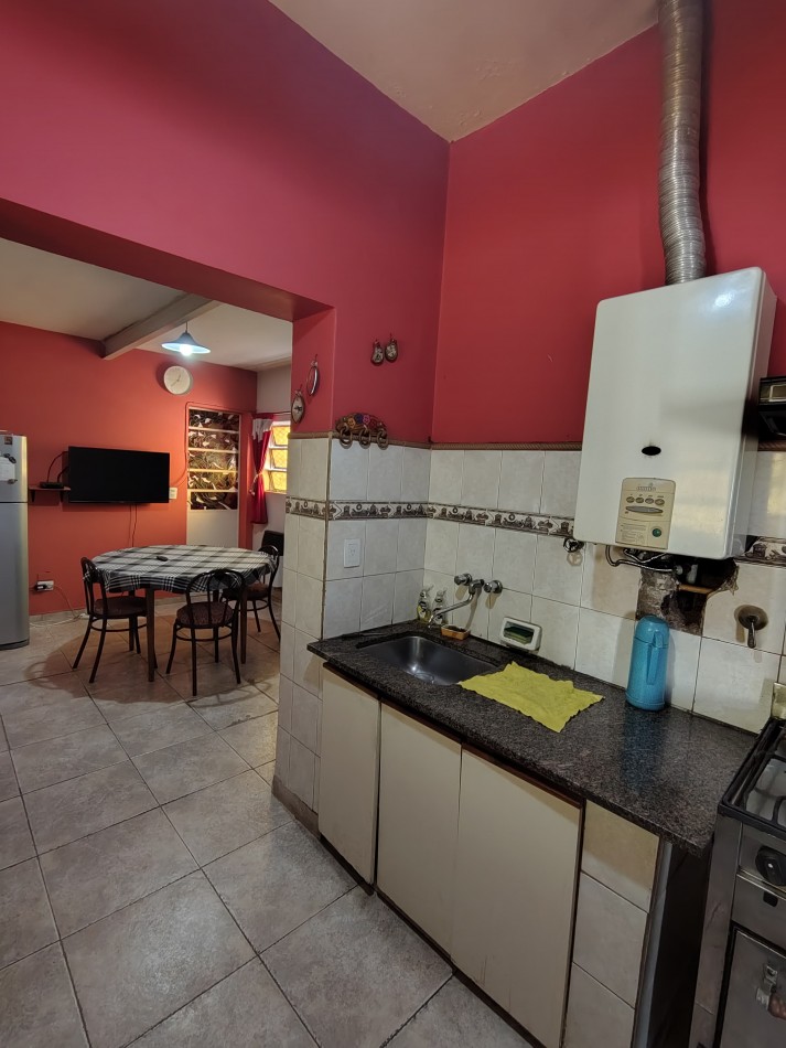 BARRIO SAN RAFAEL, SE VENDE AMPLIA PROPIEDAD, EXCELENTE ENTORNO