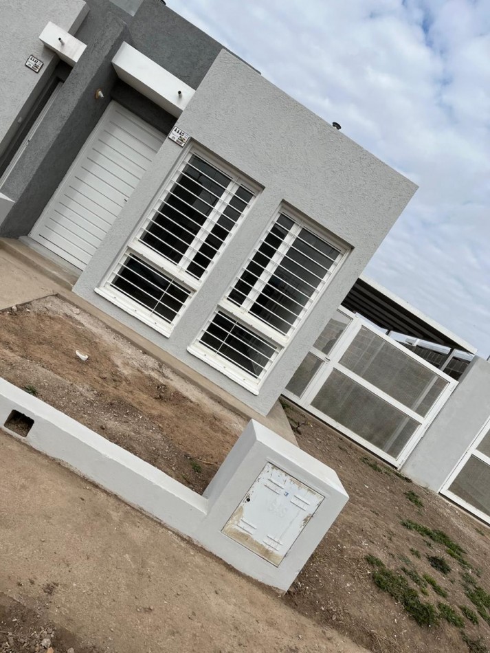 BARRIO UNIVERSITARIO DE HORIZONTE II, (SEGUNDA ETAPA, NORTE), SE ALQUILA CASA 