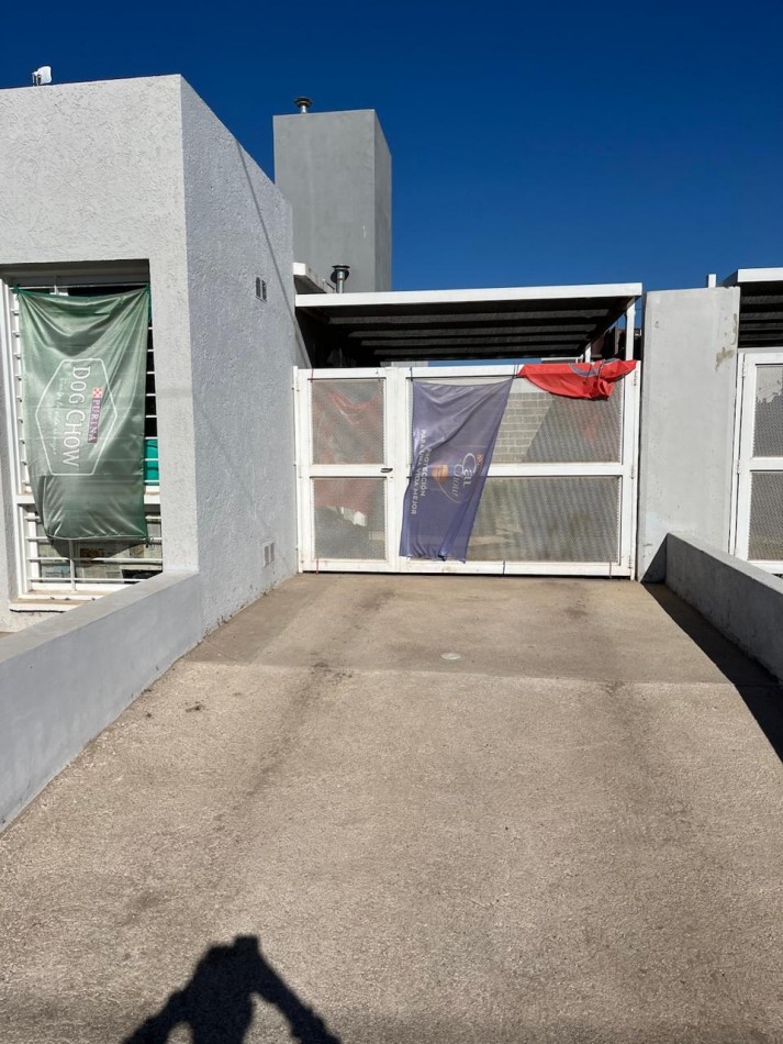 BARRIO UNIVERSITARIO DE HORIZONTE II, (SEGUNDA ETAPA, NORTE), SE ALQUILA CASA 