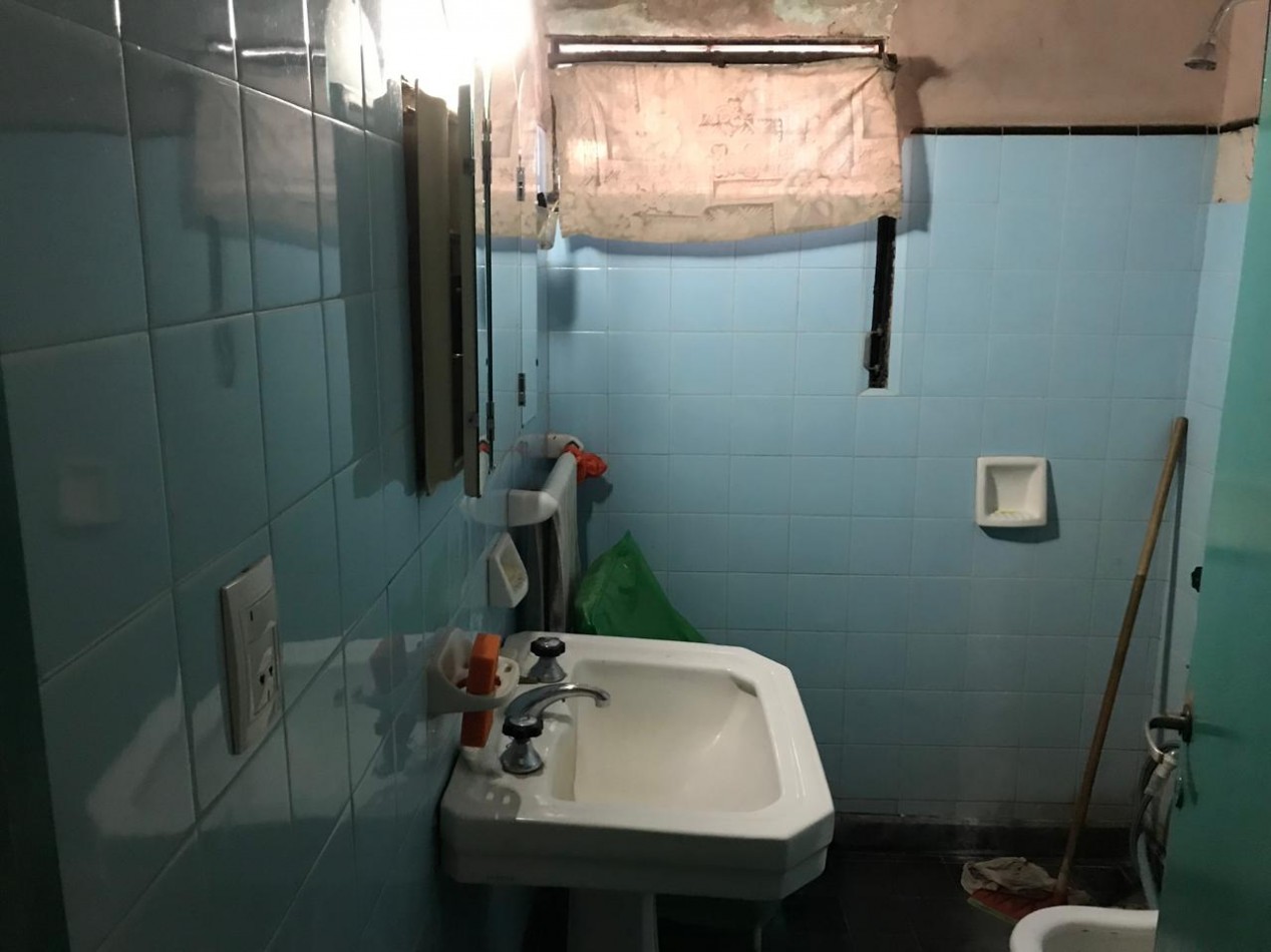 Barrio San Rafael | Oportunidad, Casa Esquina a Reciclar en Venta