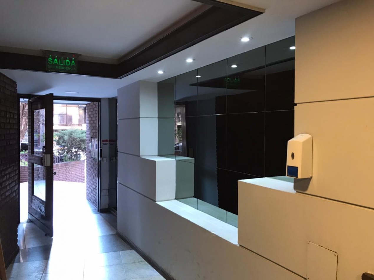  Imperdible Semi Piso en Nueva Cordoba - Terraza Propia y Excelente Ubicacion