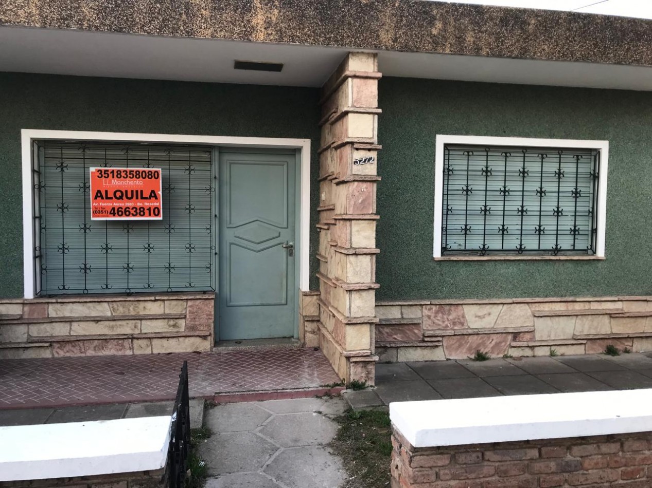Alto Alberdi, linda zona a dos cuadras de Av. Santa Ana.-