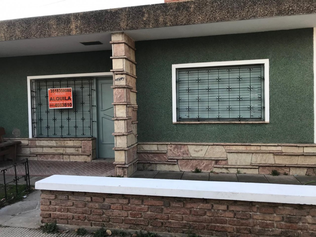 Alto Alberdi, linda zona a dos cuadras de Av. Santa Ana.-