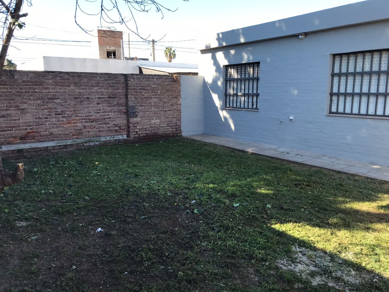 B° Mariano Balcarce ( pegado a barrio parque capital). MUY LINDA ZONA.-