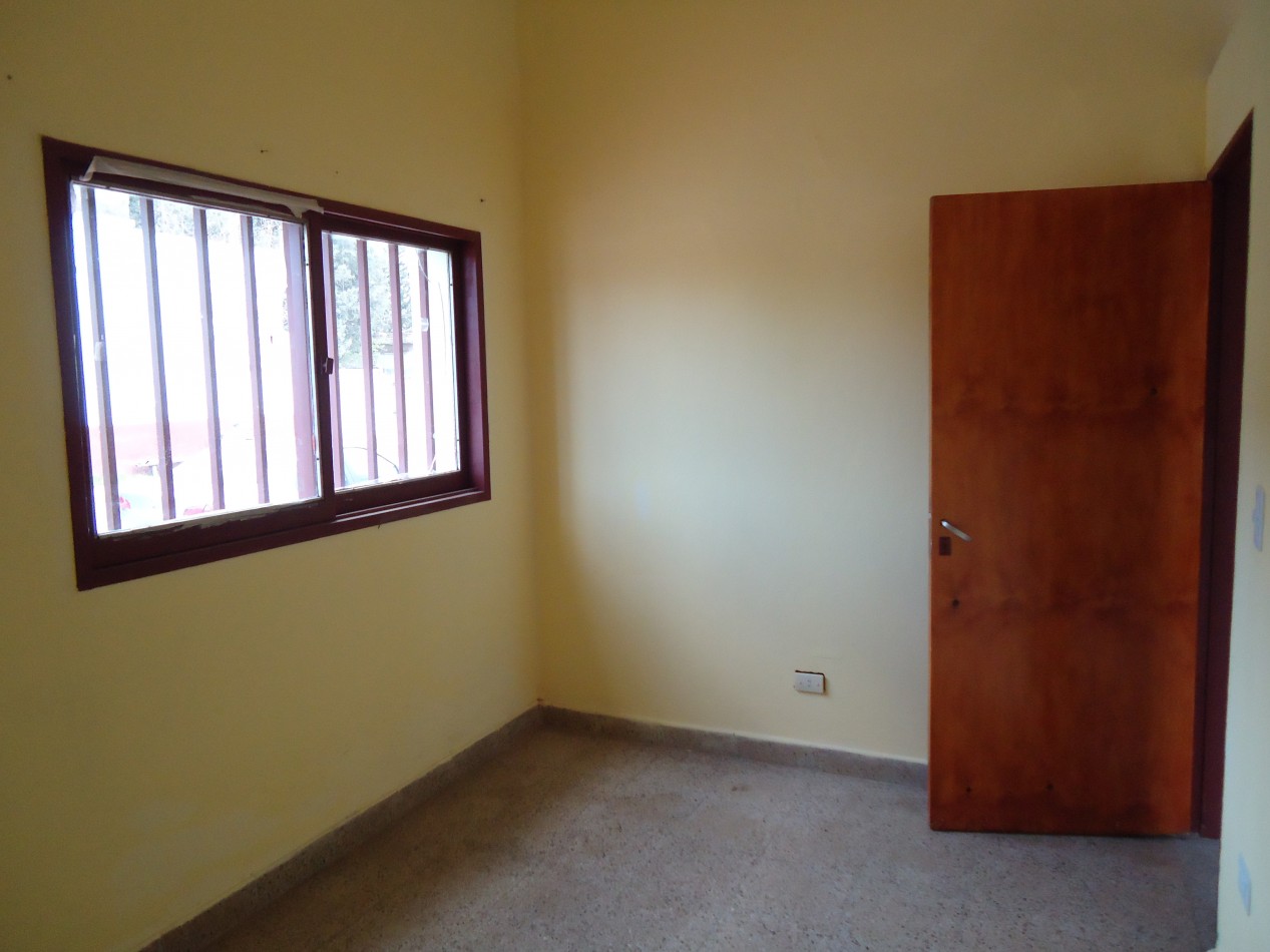 VILLA ADELA, DEPARTAMENTO EXTERNO.-