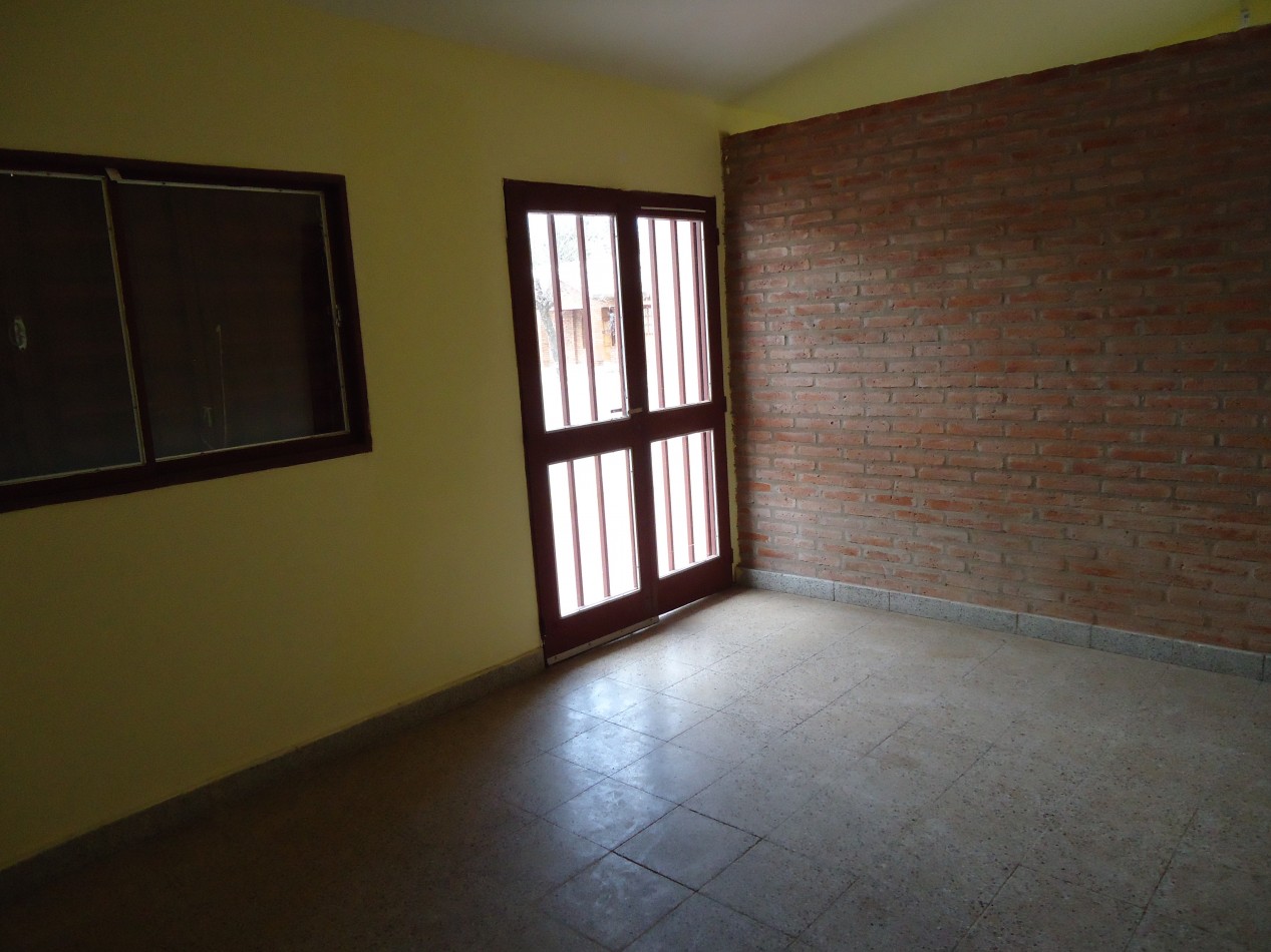VILLA ADELA, DEPARTAMENTO EXTERNO.-