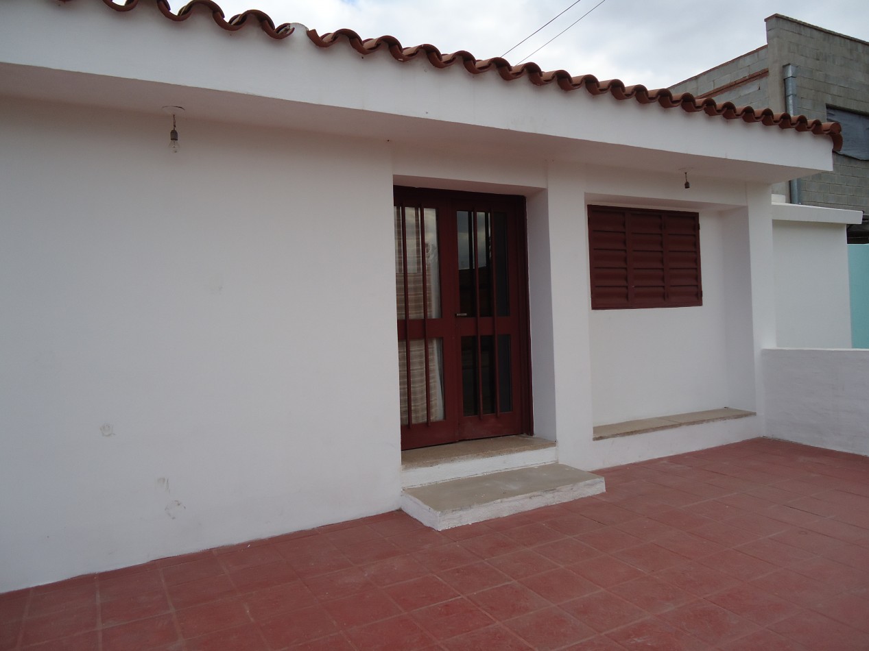 VILLA ADELA, DEPARTAMENTO EXTERNO.-
