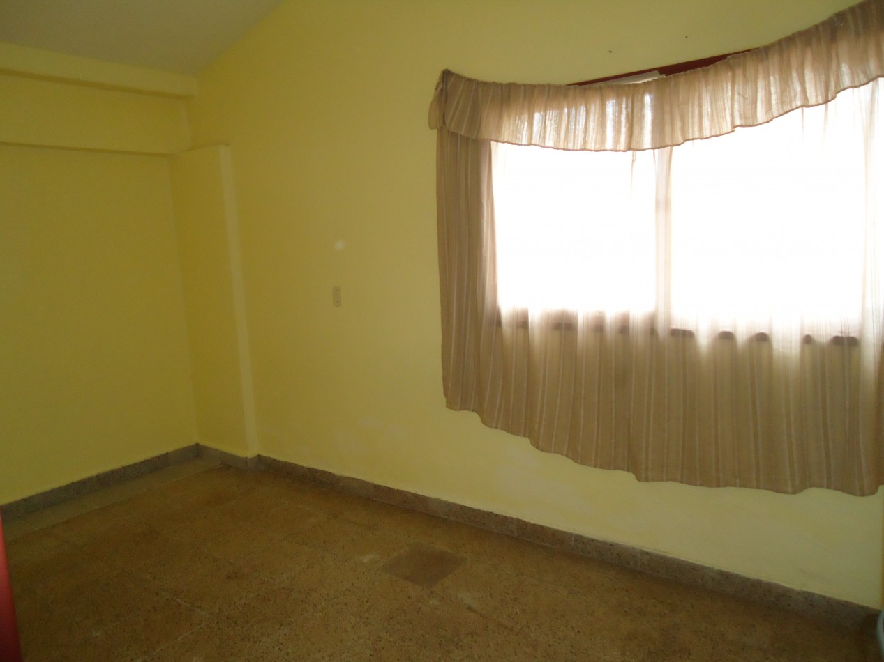 VILLA ADELA, DEPARTAMENTO EXTERNO.-