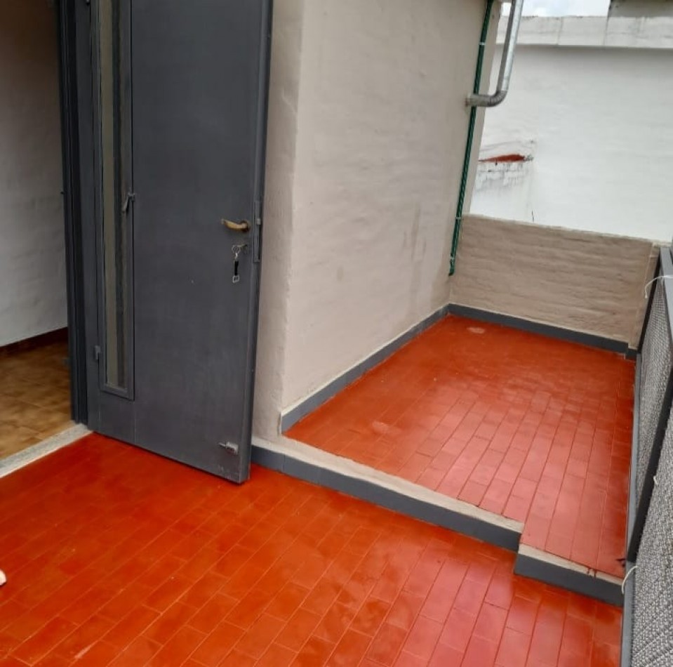 El trebol, departamento estilo loft.- 
